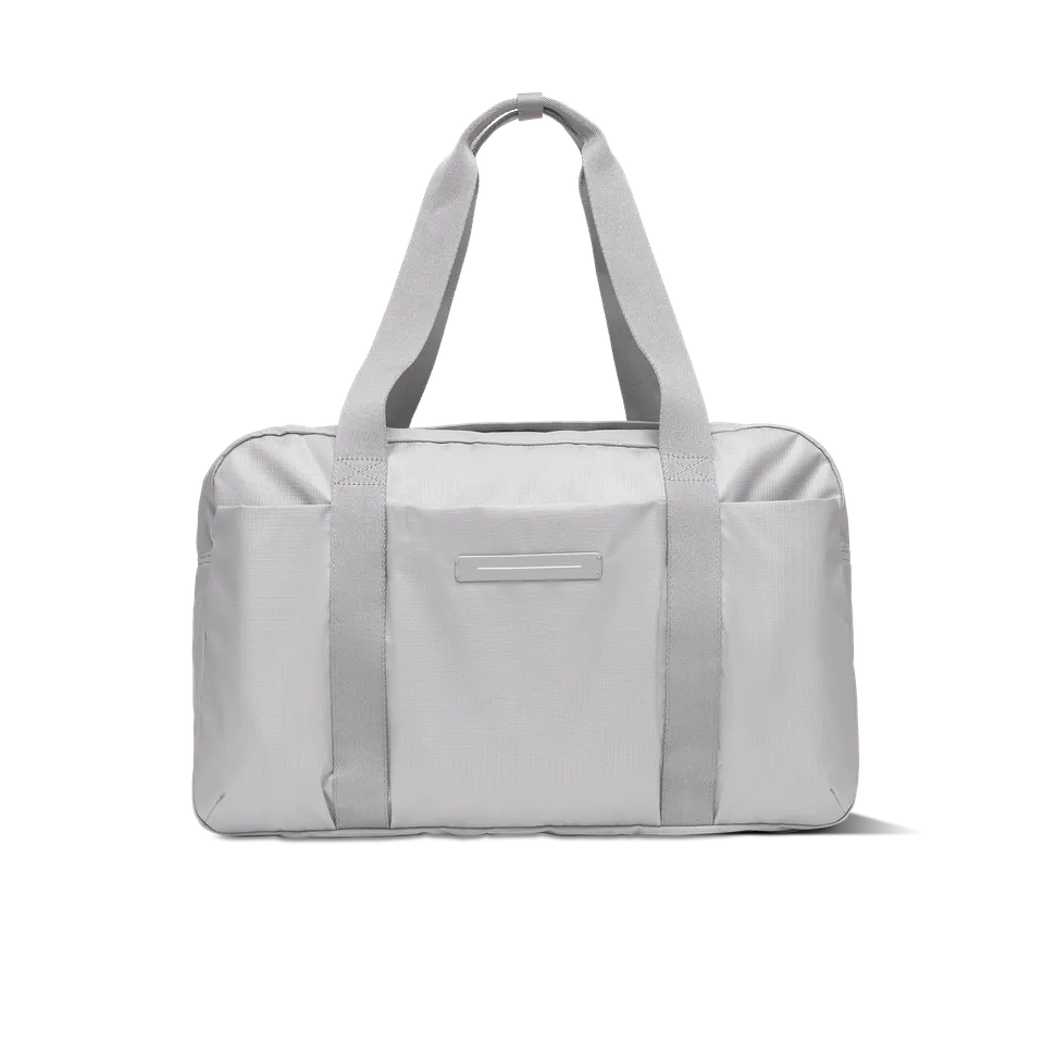 horizn-studios-shibuya-weekender-m-light-quartz-grey-rpet-ripstop-reisetasche-la image 1