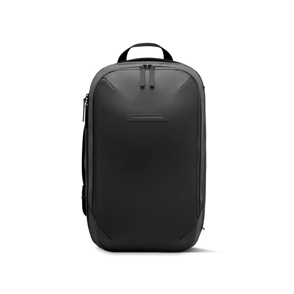 horizn-studios-gion-backpack-travel-all-black-recycled-nylon-wetterfester-reiser image 1