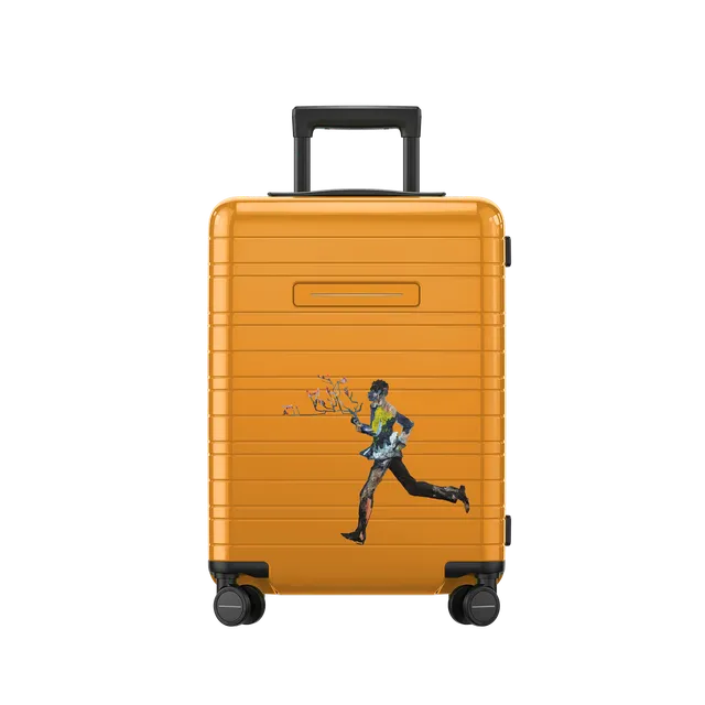 horizn-studios-h5-essential-wura-edition-cabin-koffer-55-cm-in-glossy-bright-amb image 1