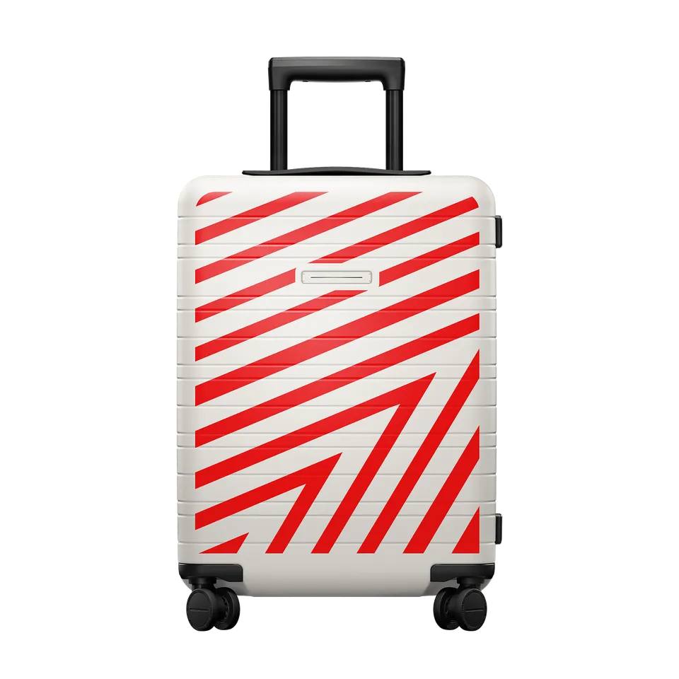 horizn-studios-h5-salone-del-mobile-edition-salone-tre-hard-shell-cabin-koffer-5 image 1