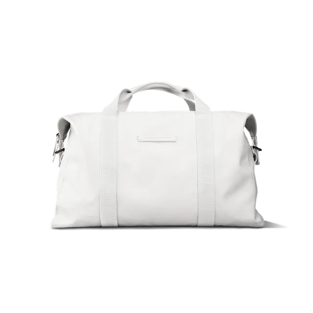 horizn-studios-sofo-weekender-m-all-white-reisetasche-aus-recyceltem-wasserabdic image 1