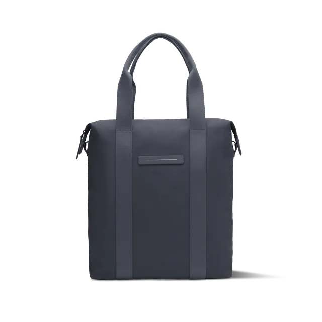 horizn-studios-sofo-vertical-tote-shopper-tasche-aus-recyceltem-wachscanvas-nigh image 1