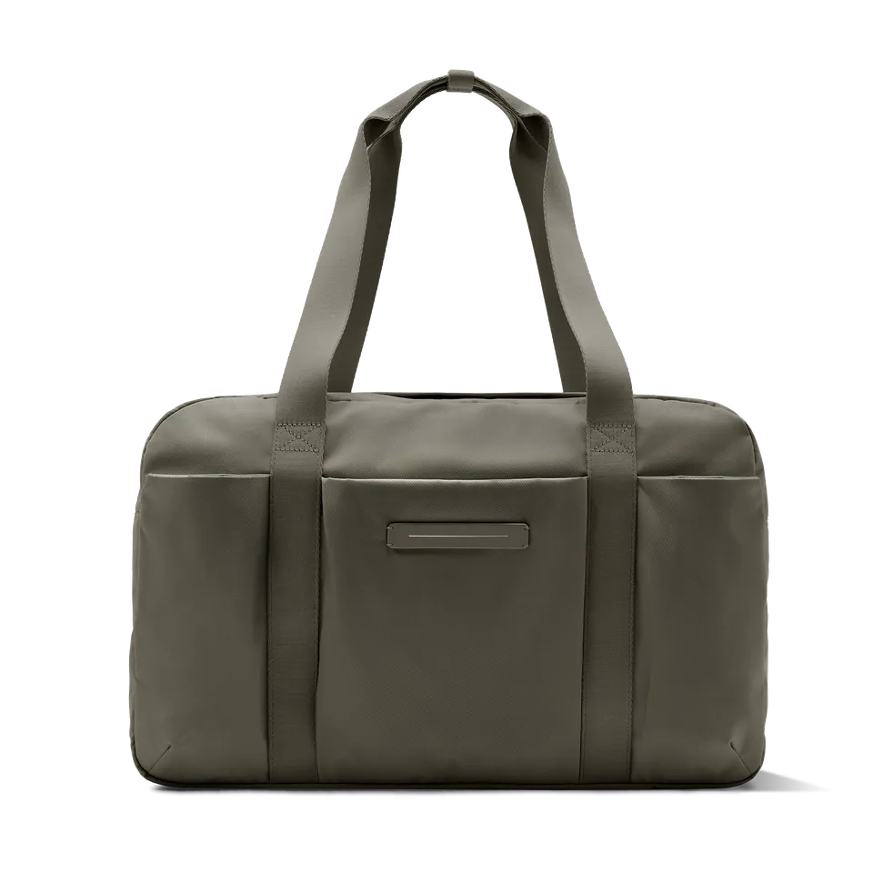 horizn-studios-shibuya-weekender-m-in-dark-olive-reisetasche-aus-recyceltem-nylo image 1