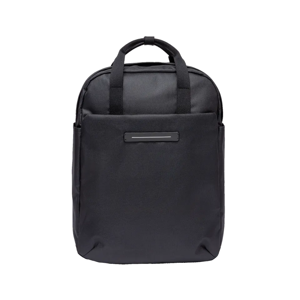 horizn-studios-shibuya-totepack-all-black-rpet-ripstop-tote-rucksack-gr-e-m image 1
