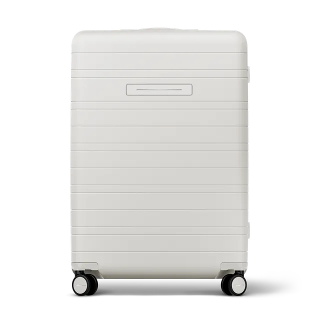 horizn-studios-h7-essential-all-white-premium-multi-shell-check-in-gr-e-l image 1