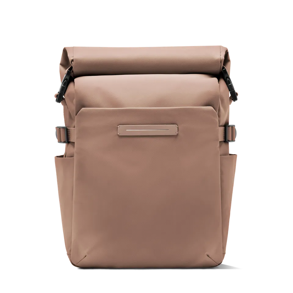 horizn-studios-shibuya-rolltop-backpack-rucksack-aus-recyceltem-nylon-in-mocha image 1