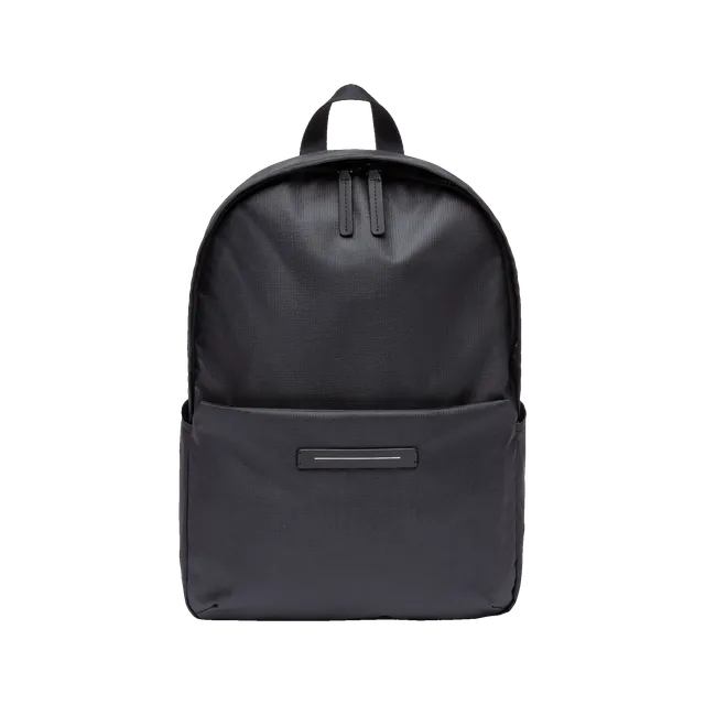 horizn-studios-shibuya-daypack-m-all-black-rucksack-aus-rpet-ripstop image 1