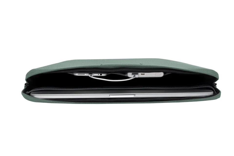 horizn-studios-k-enji-laptop-case-13-ballistic-nylon-laptop-h-lle-in-marine-gree image 1