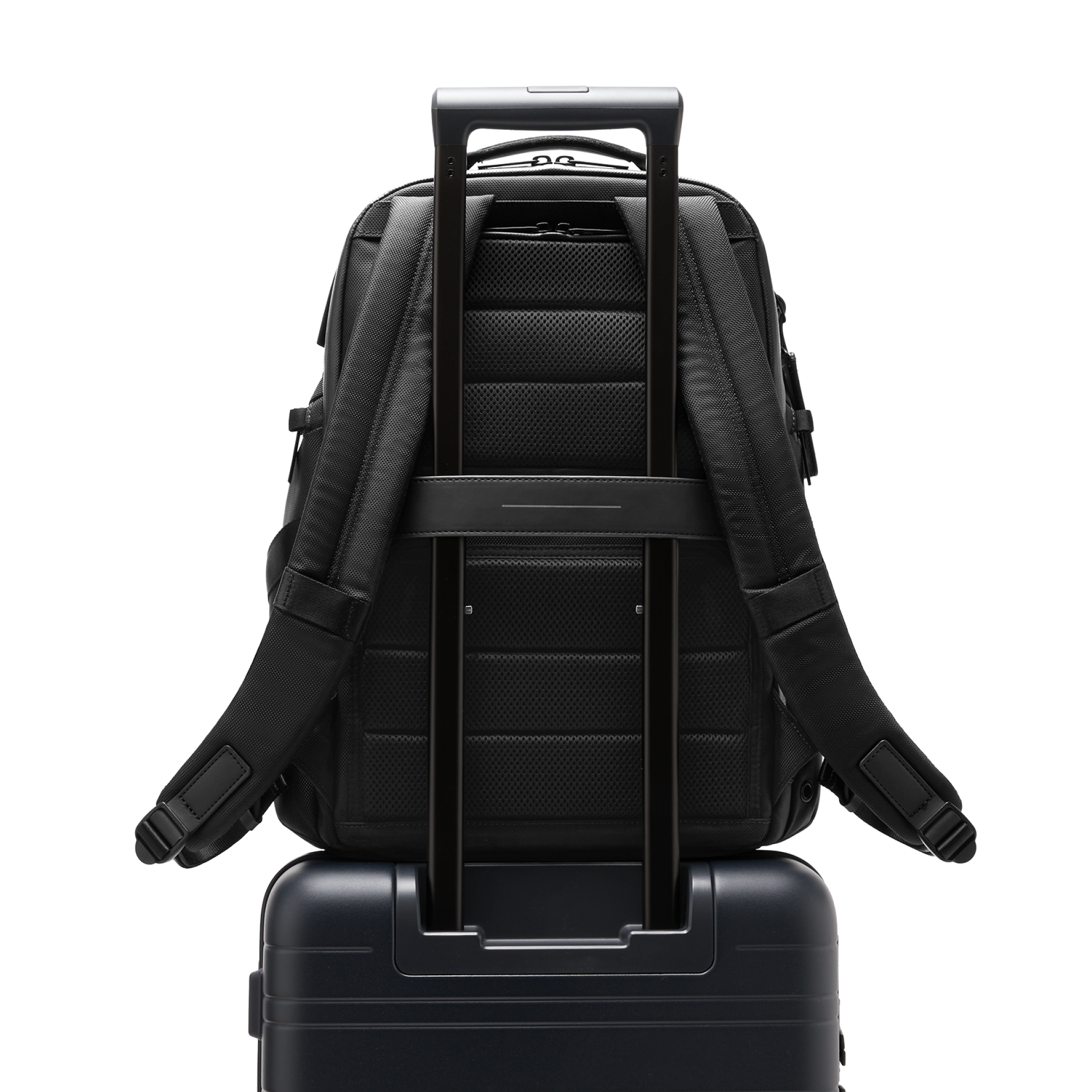 horizn-studios-midtown-backpack-all-black-hochwertiger-nylon-rucksack-mit-laptop image 3