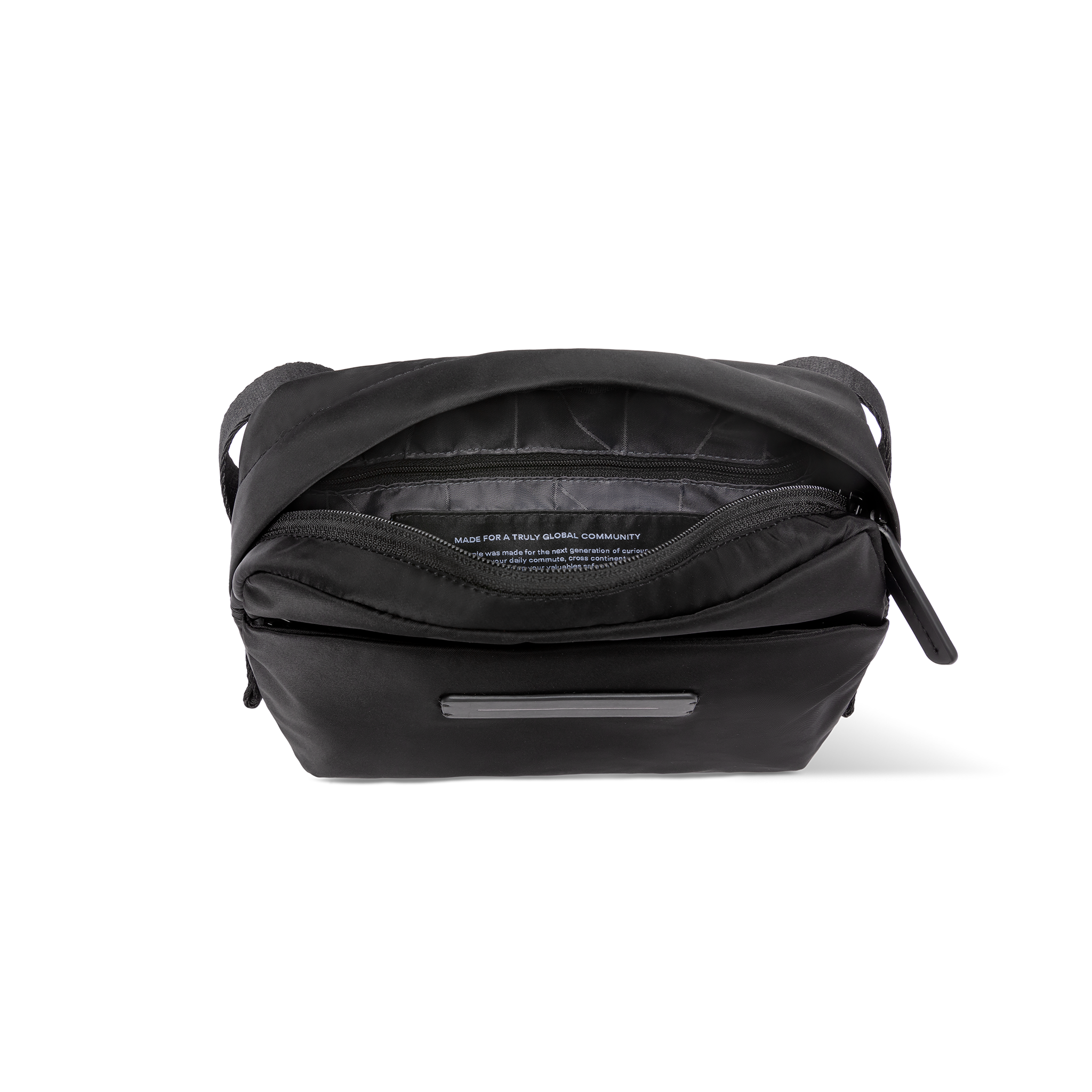 horizn-studios-aoyama-cross-body-all-black-tasche-mit-ballistic-nylon-rpet-futte image 4