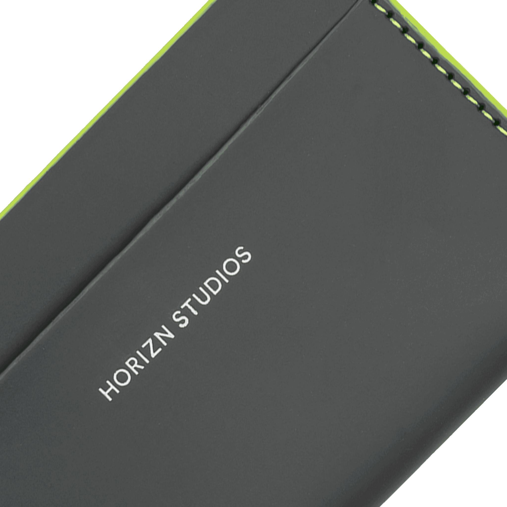 horizn-studios-cardholder-graphite-neon-green-veganer-kartenhalter-aus-hi-core-m image 4