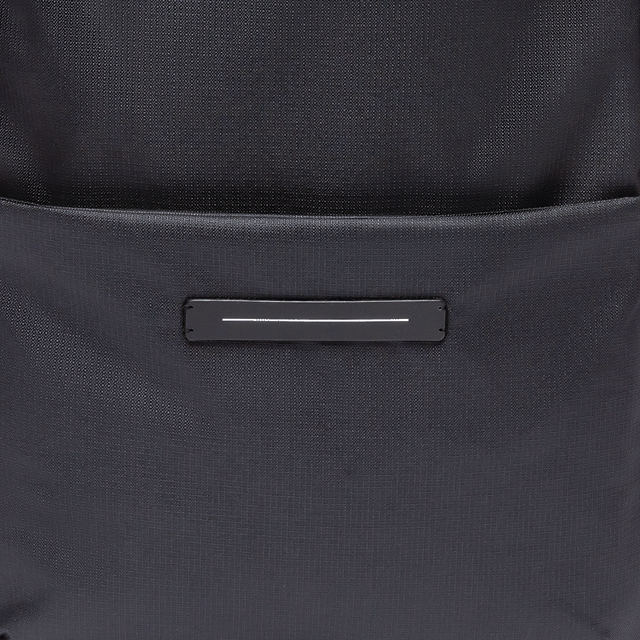 horizn-studios-shibuya-daypack-m-all-black-rucksack-aus-rpet-ripstop image 4