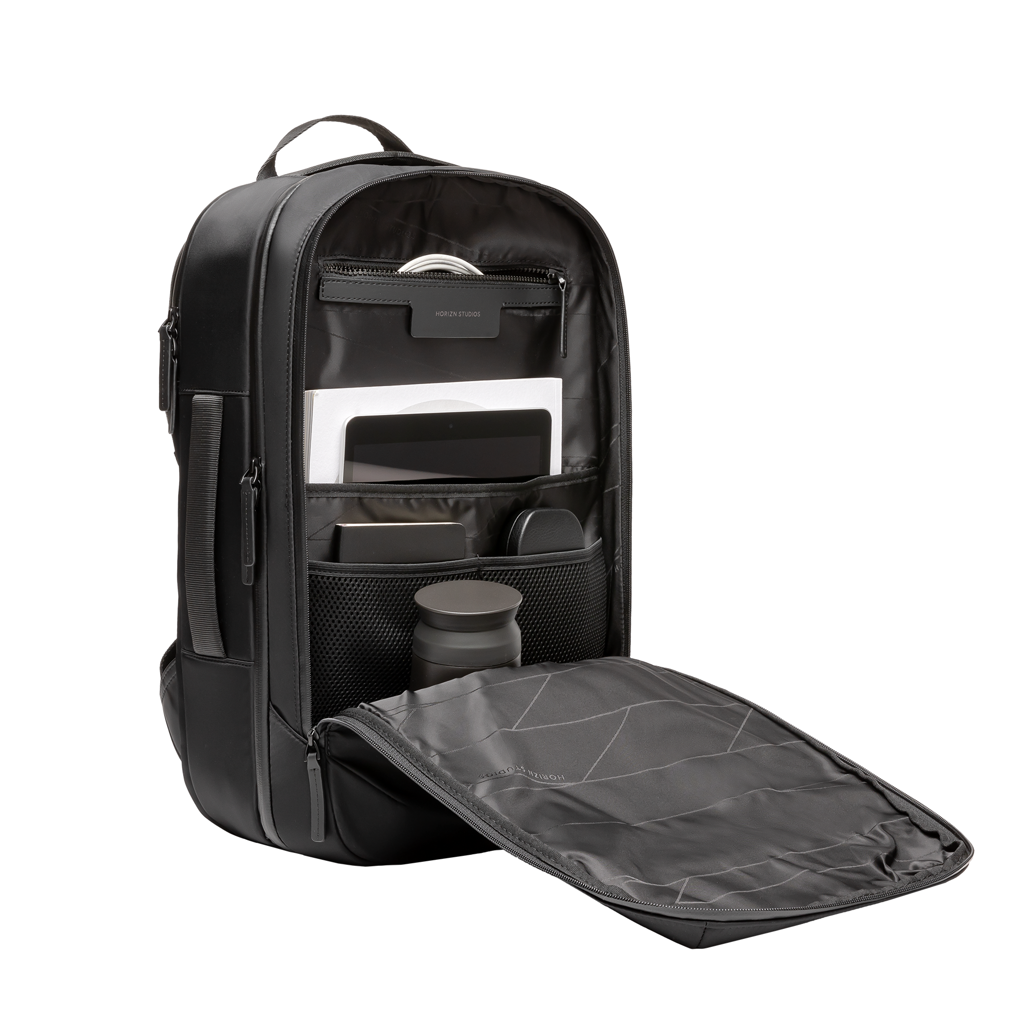 horizn-studios-gion-backpack-travel-all-black-recycled-nylon-wetterfester-reiser image 5