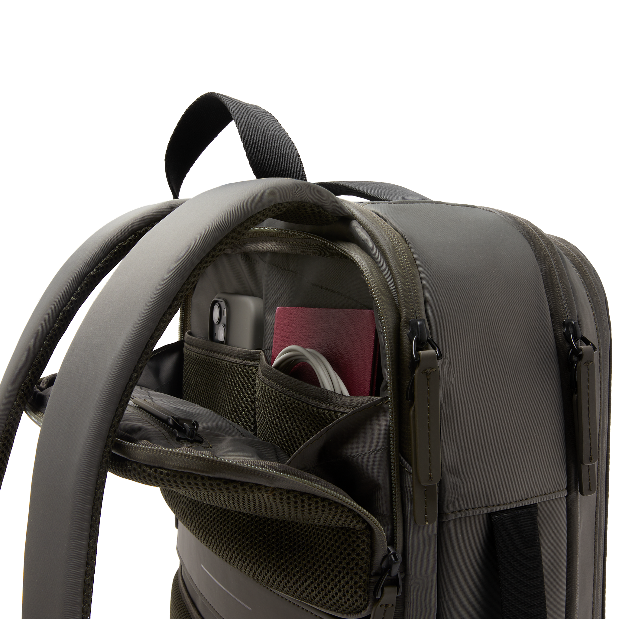 horizn-studios-gion-backpack-travel-dark-olive-recycled-nylon-wetterfester-30-li image 8