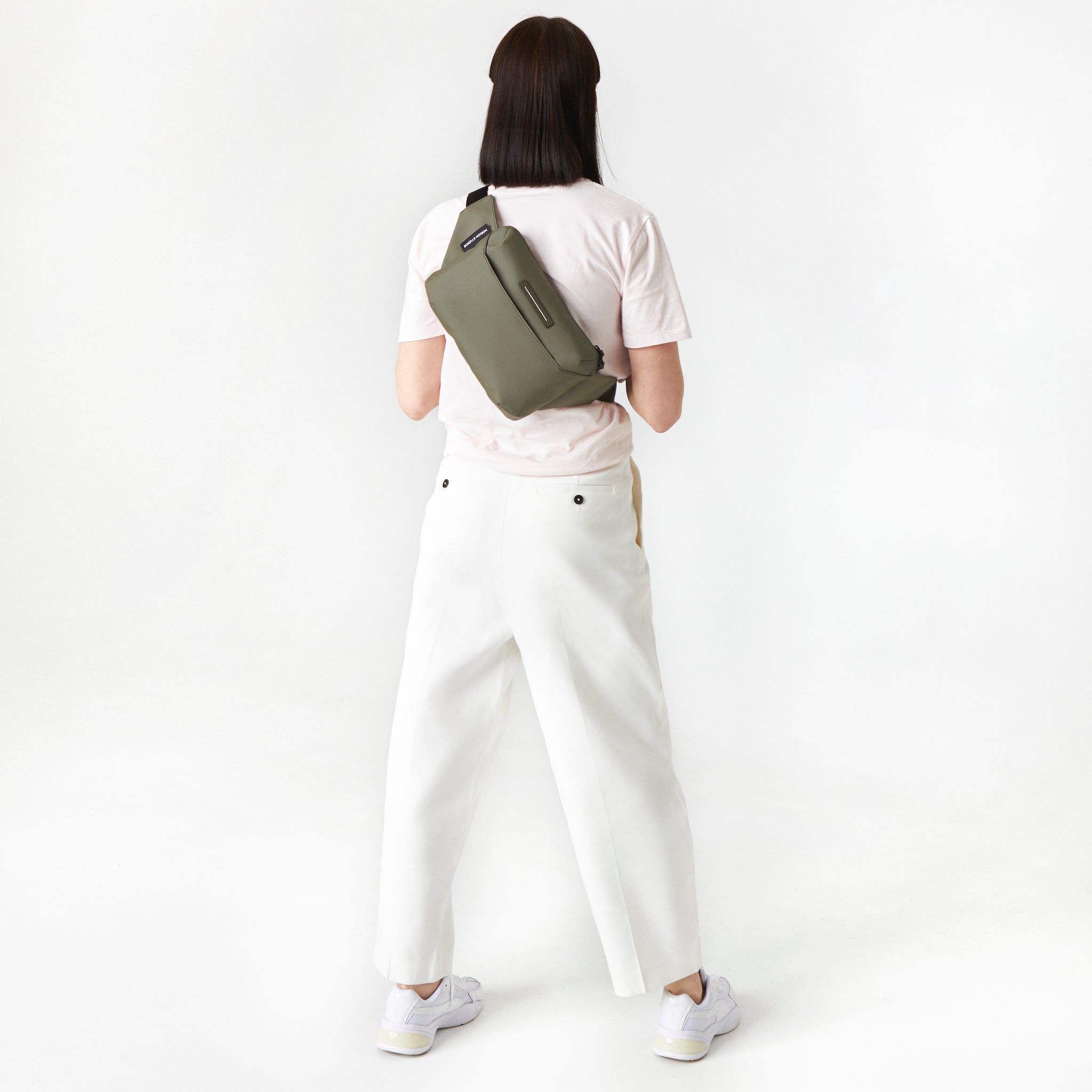 horizn-studios-gion-cross-body-m-dark-olive-wasserfeste-umh-ngetasche-aus-tarpau image 4