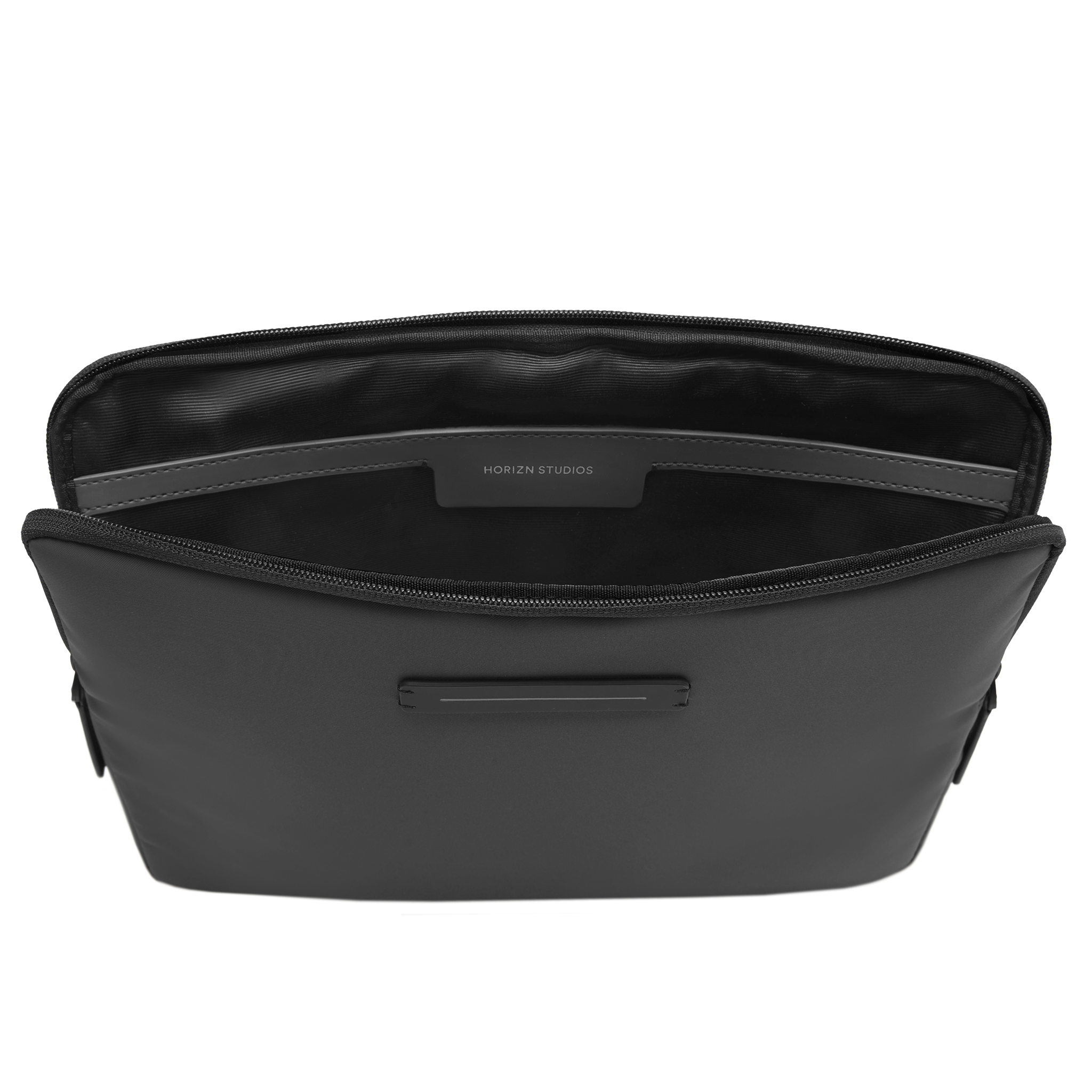horizn-studios-gion-laptop-case-13-all-black-gepolsterte-laptoph-lle-aus-recycel image 3