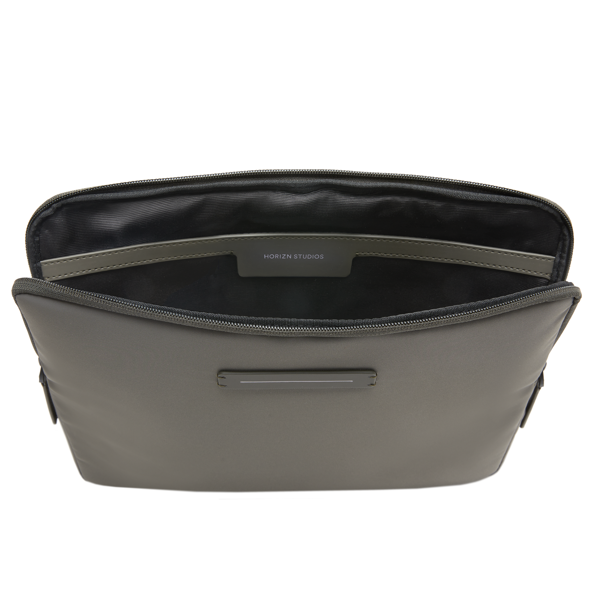 horizn-studios-gion-laptop-case-13-dark-olive-laptoptasche-aus-rezykliertem-ball image 3