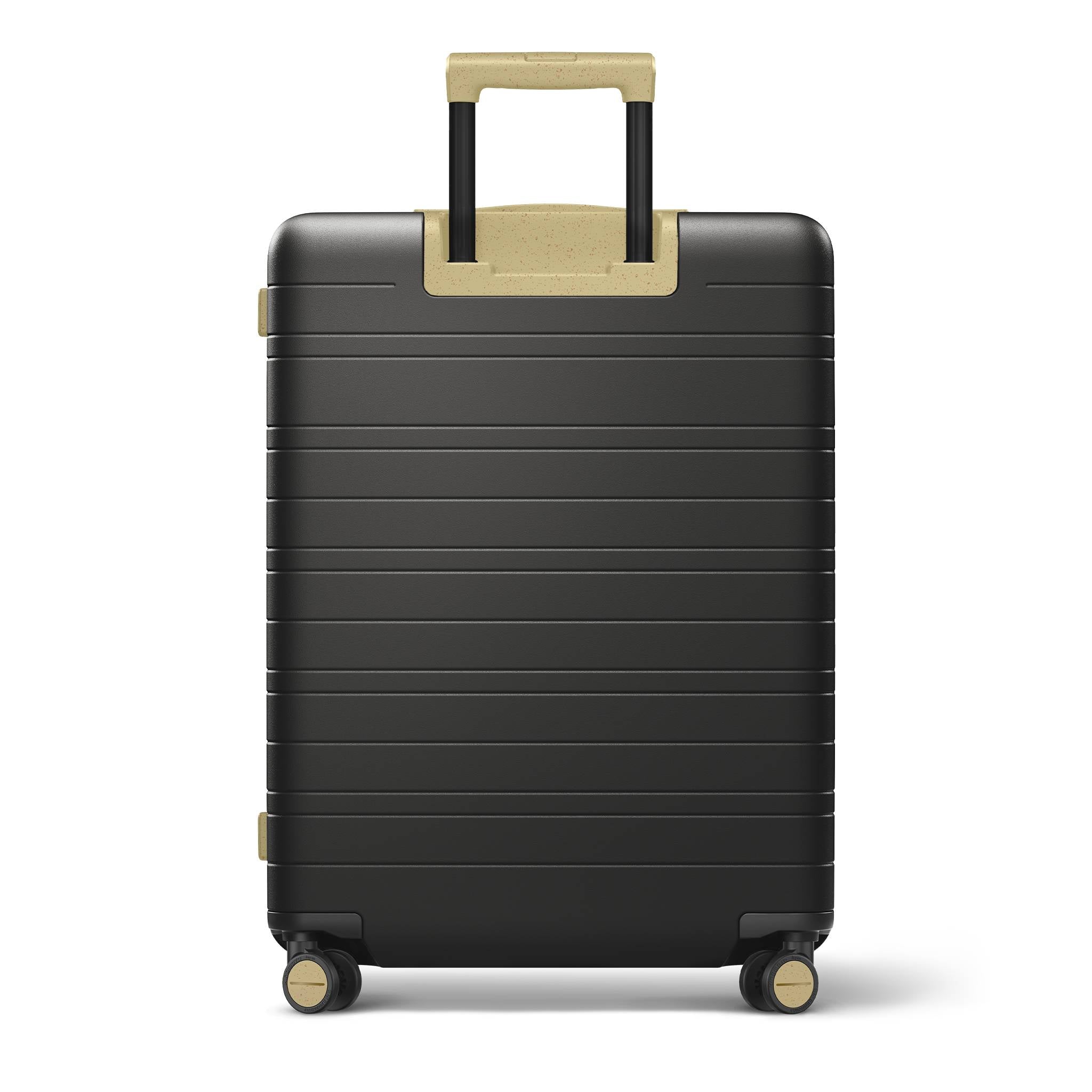 horizn-studios-h6-re-all-black-hard-shell-check-in-m-64-cm-koffer-serie-aus-recy image 4
