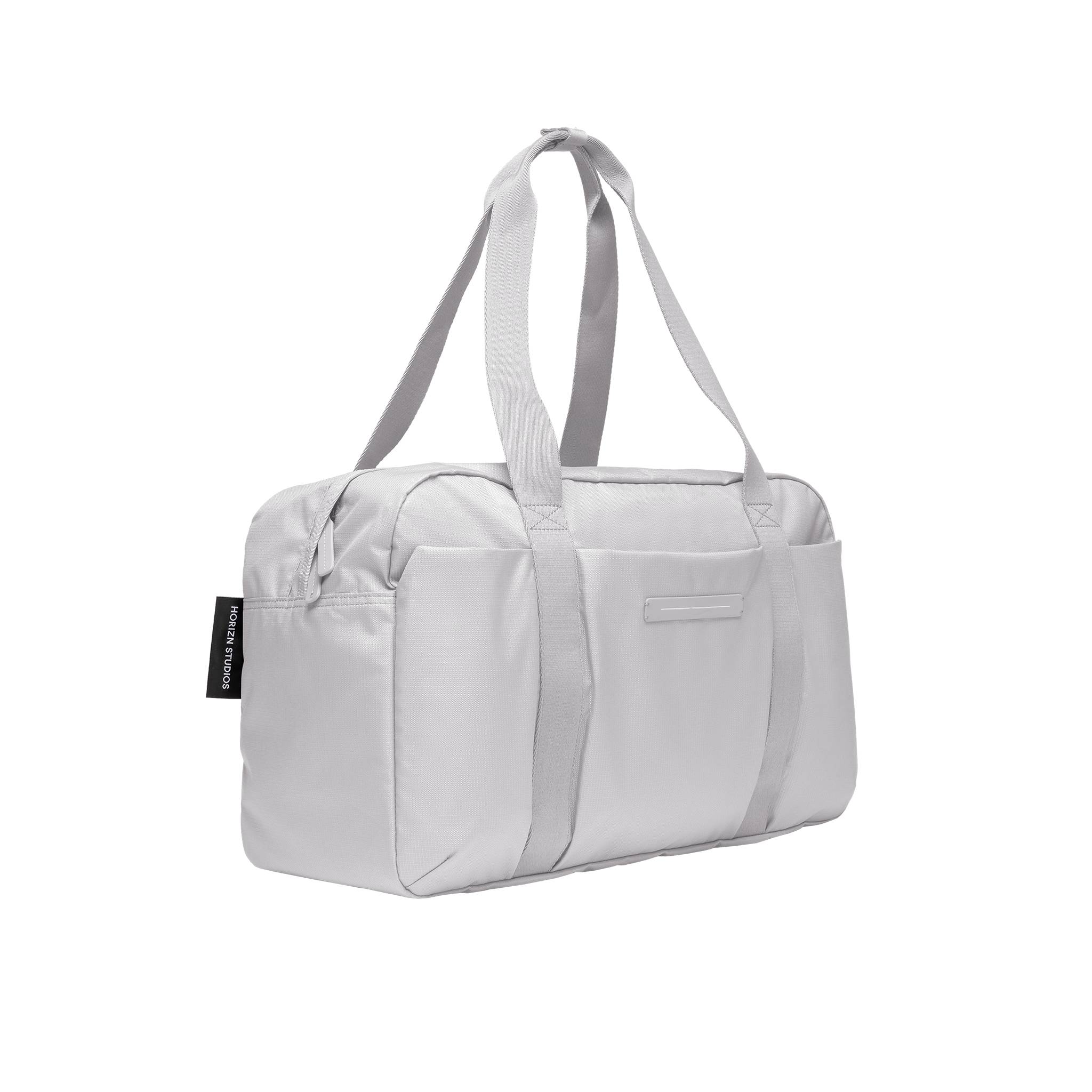 horizn-studios-shibuya-weekender-m-light-quartz-grey-rpet-ripstop-reisetasche-la image 2