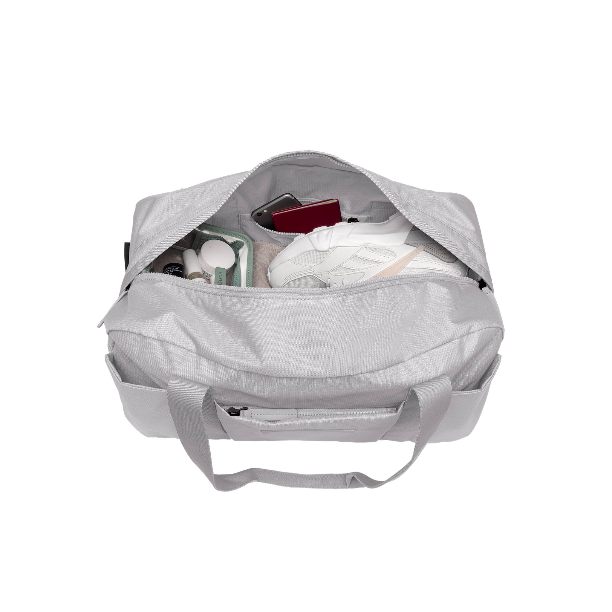 horizn-studios-shibuya-weekender-m-light-quartz-grey-rpet-ripstop-reisetasche-la image 3