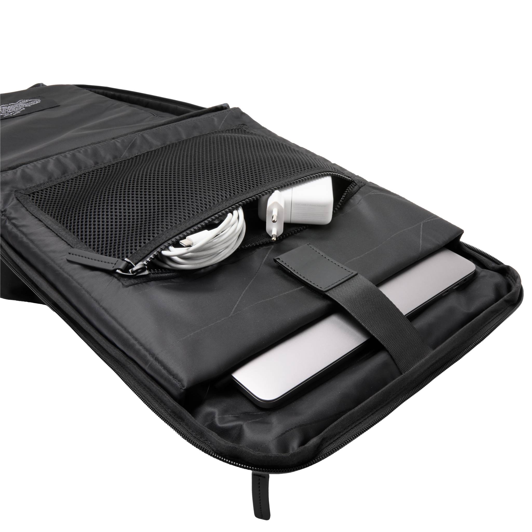 horizn-studios-sofo-backpack-travel-all-black-gewachstes-canvas image 8