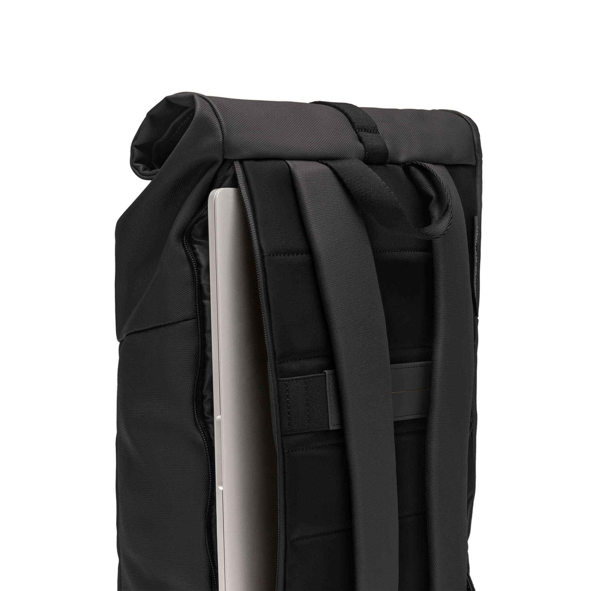 horizn-studios-sofo-rolltop-backpack-x-all-black-rolltop-rucksack-aus-gewachstem image 5