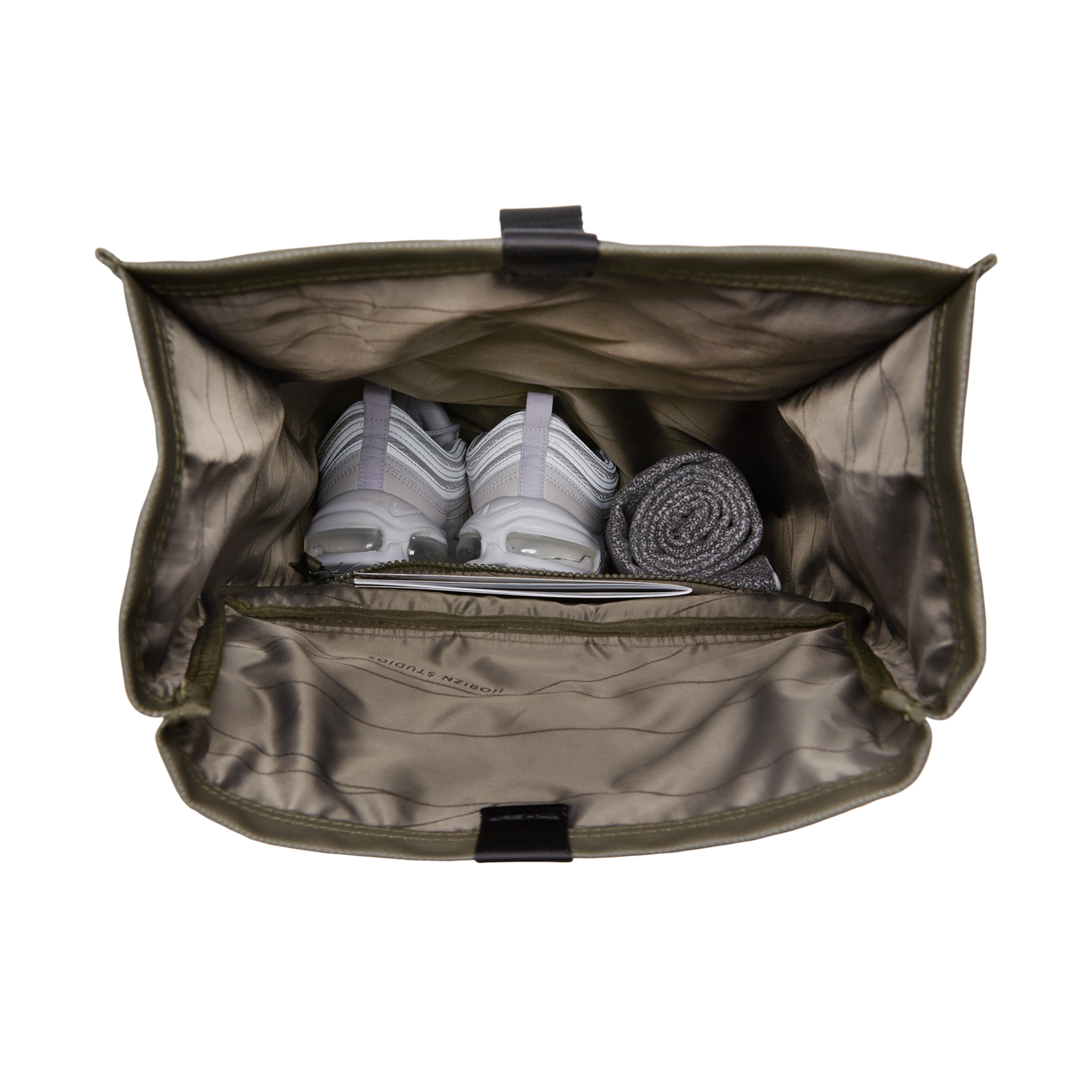 horizn-studios-sofo-rolltop-backpack-dark-olive-wachsender-rucksack-aus-gewachst image 5