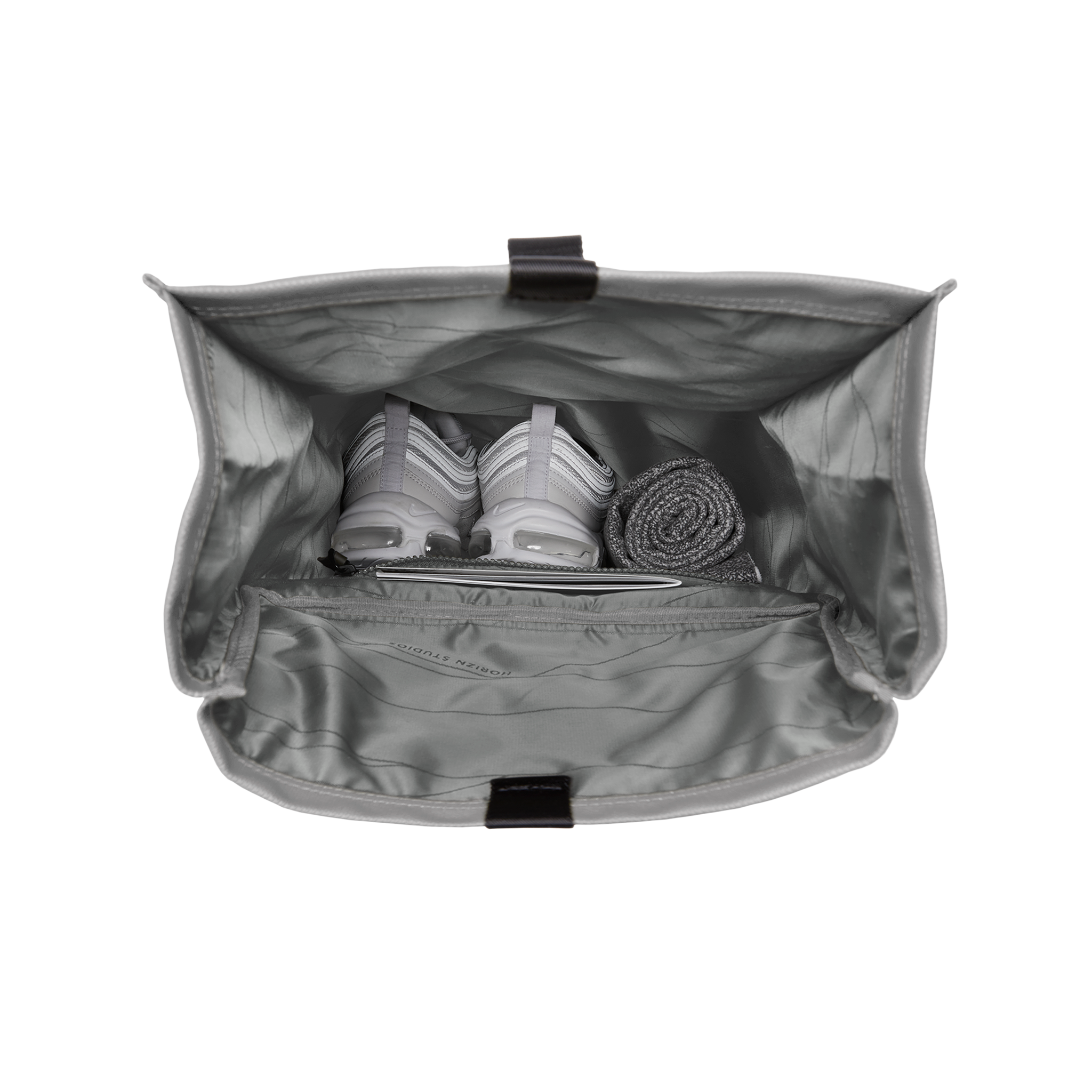 horizn-studios-sofo-rolltop-rucksack-light-quartz-grey-recycelter-wasserabweisen image 6