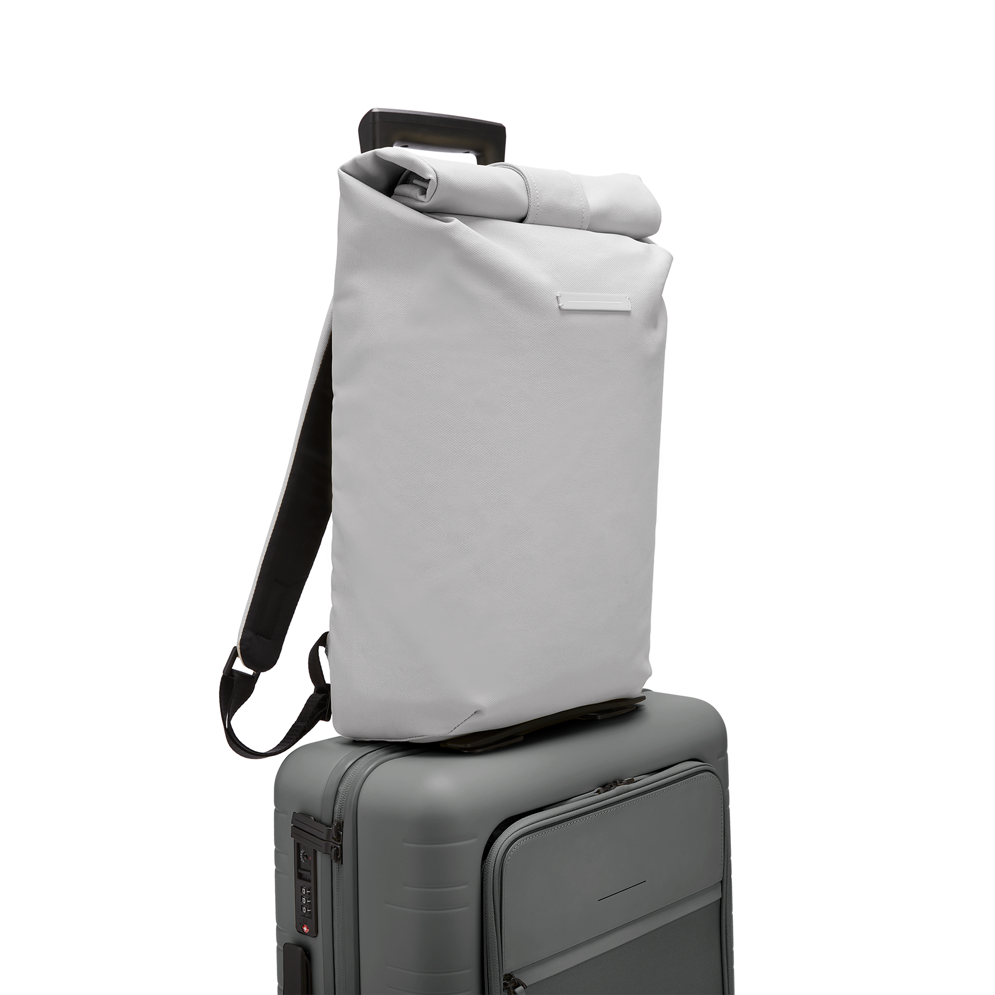 horizn-studios-sofo-rolltop-rucksack-light-quartz-grey-recycelter-wasserabweisen image 8