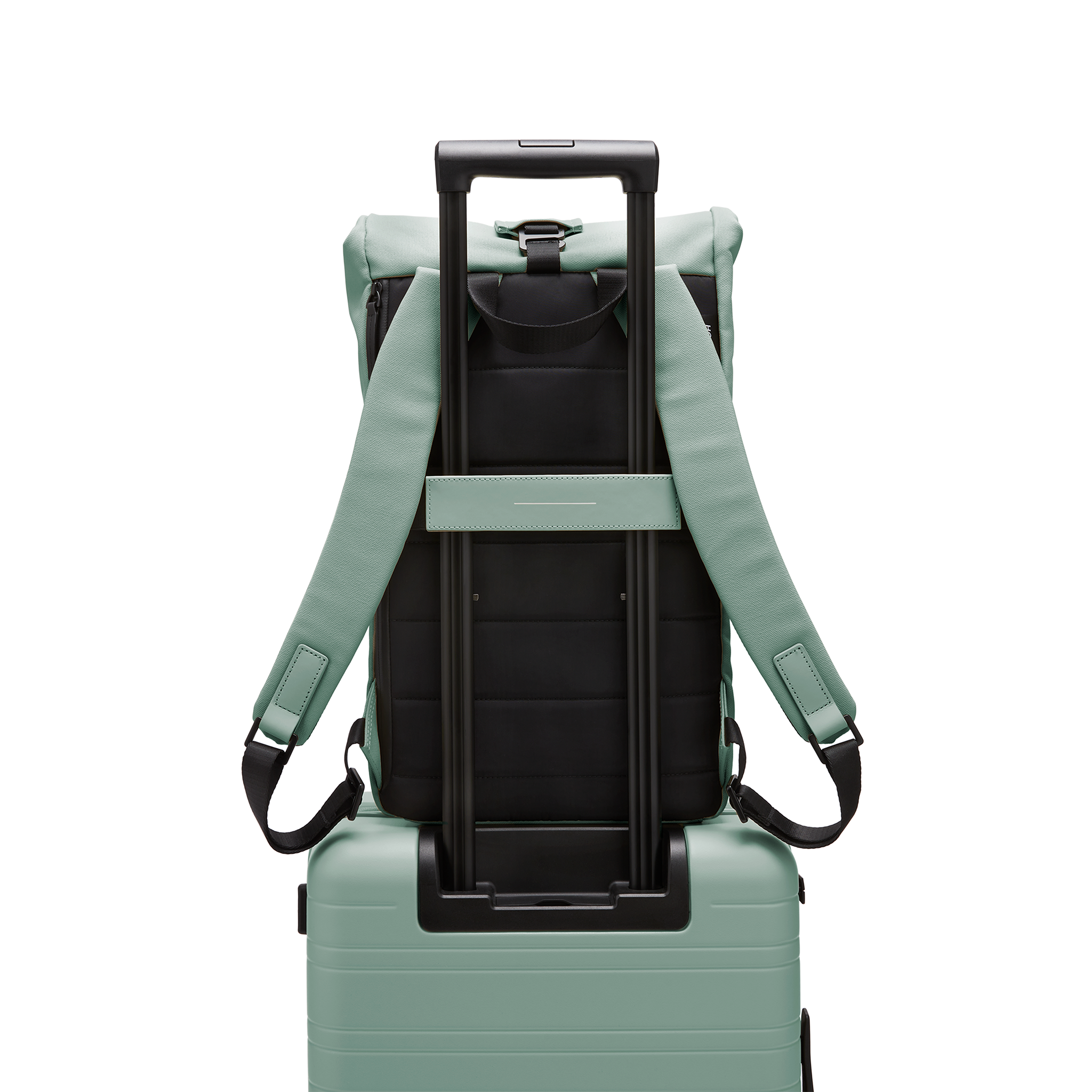 horizn-studios-sofo-rolltop-backpack-marine-green-recyceltes-cotton-canvas image 8
