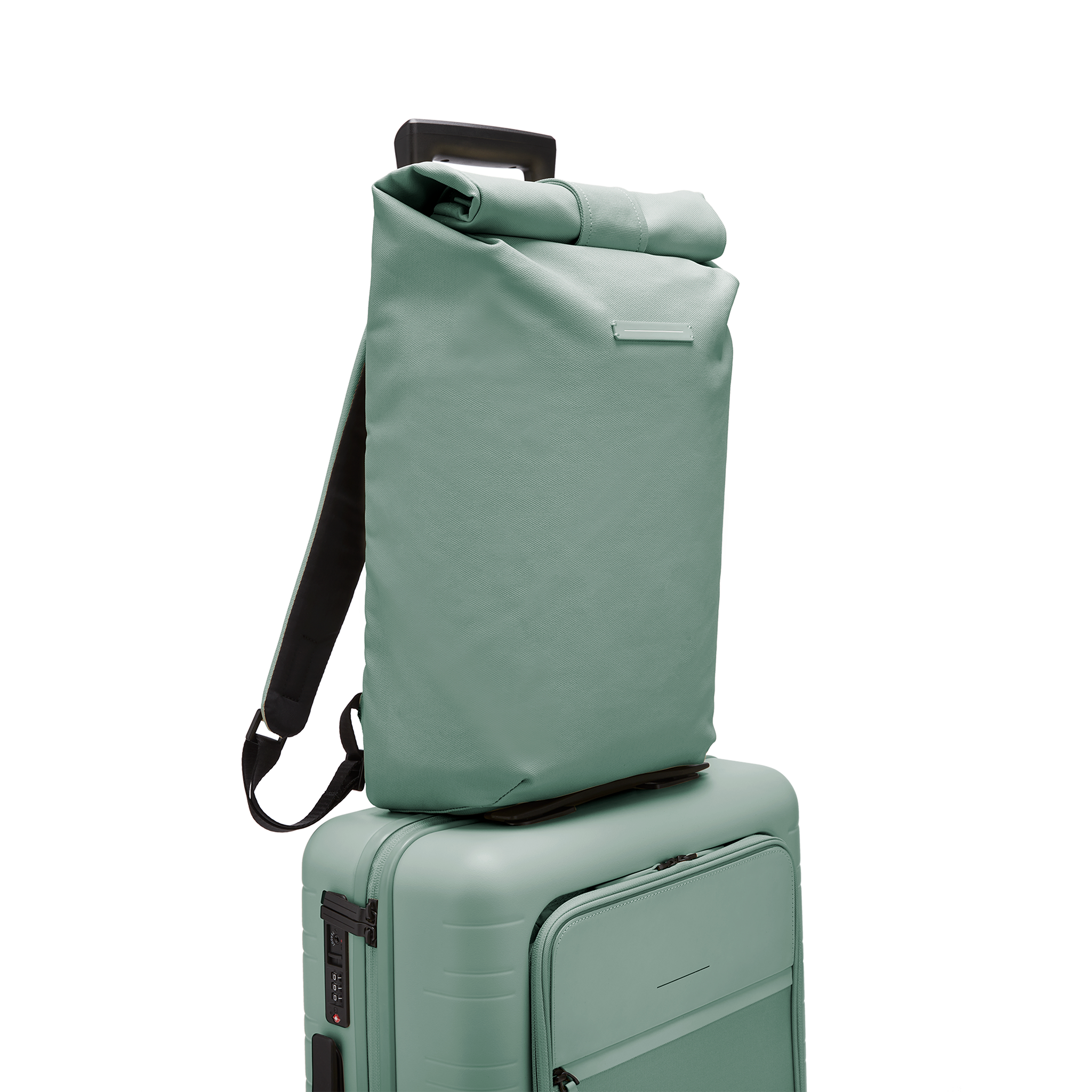 horizn-studios-sofo-rolltop-backpack-marine-green-recyceltes-cotton-canvas image 7
