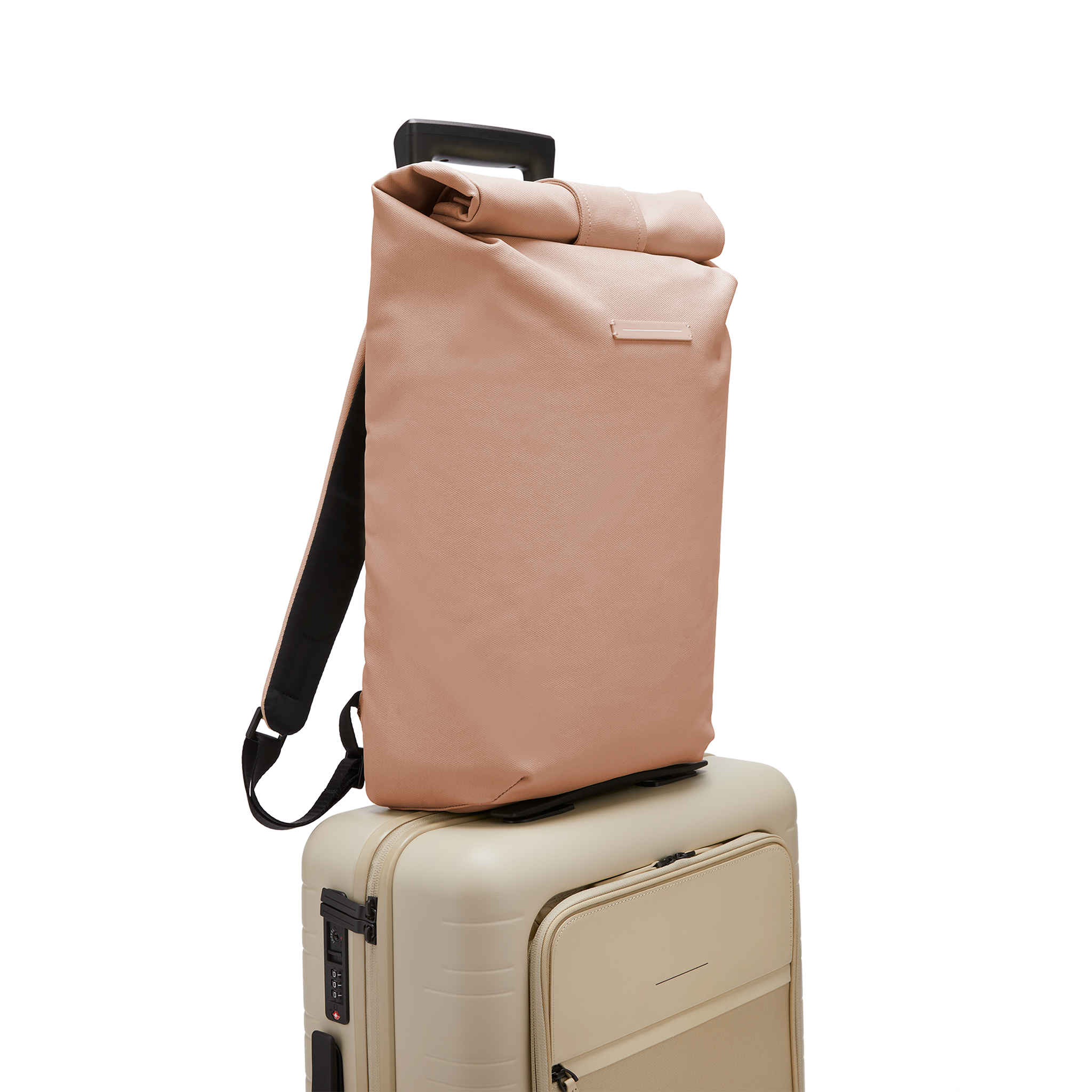 horizn-studios-sofo-rolltop-backpack-sand-rose-recycled-cotton-canvas-23-30-l-er image 7